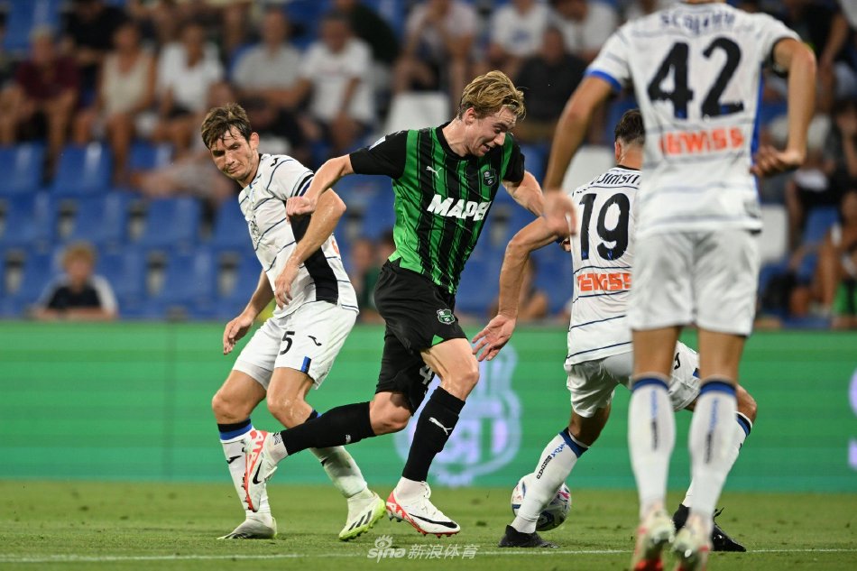 赛场上强有 赛场上强有