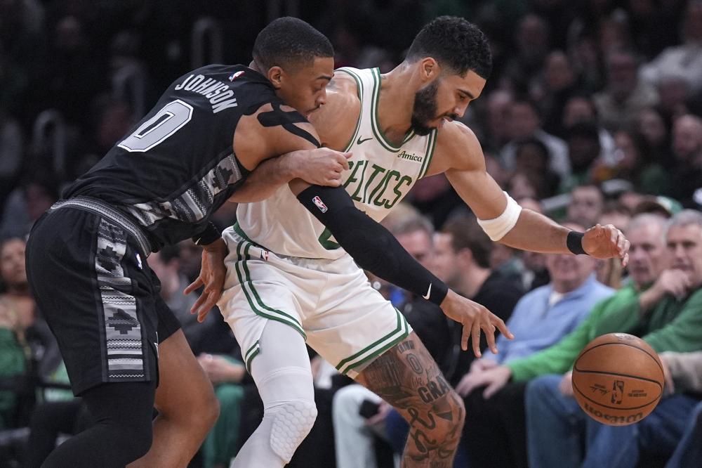 在中场稳定 在中场稳定